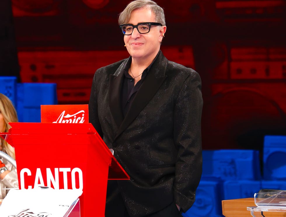 amici ospiti puntata 21 dicembre