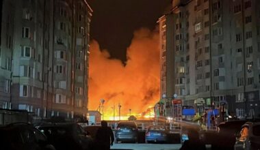 Missili ipersonici Kinzhal sull’Ucraina, colpite fabbriche e centrali. Zelensky al telefono con Witkoff: “Colloquio sostanziale e costruttivo” - Quotidiano Nazionale