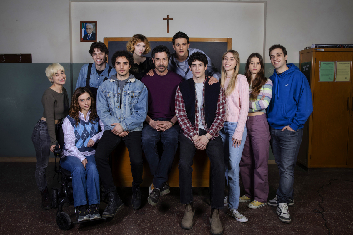 “Un Professore 3”, stasera in tv la quinta puntata: Dante va in crisi tra i sensi di colpa e i segreti di Anita - Amica.it