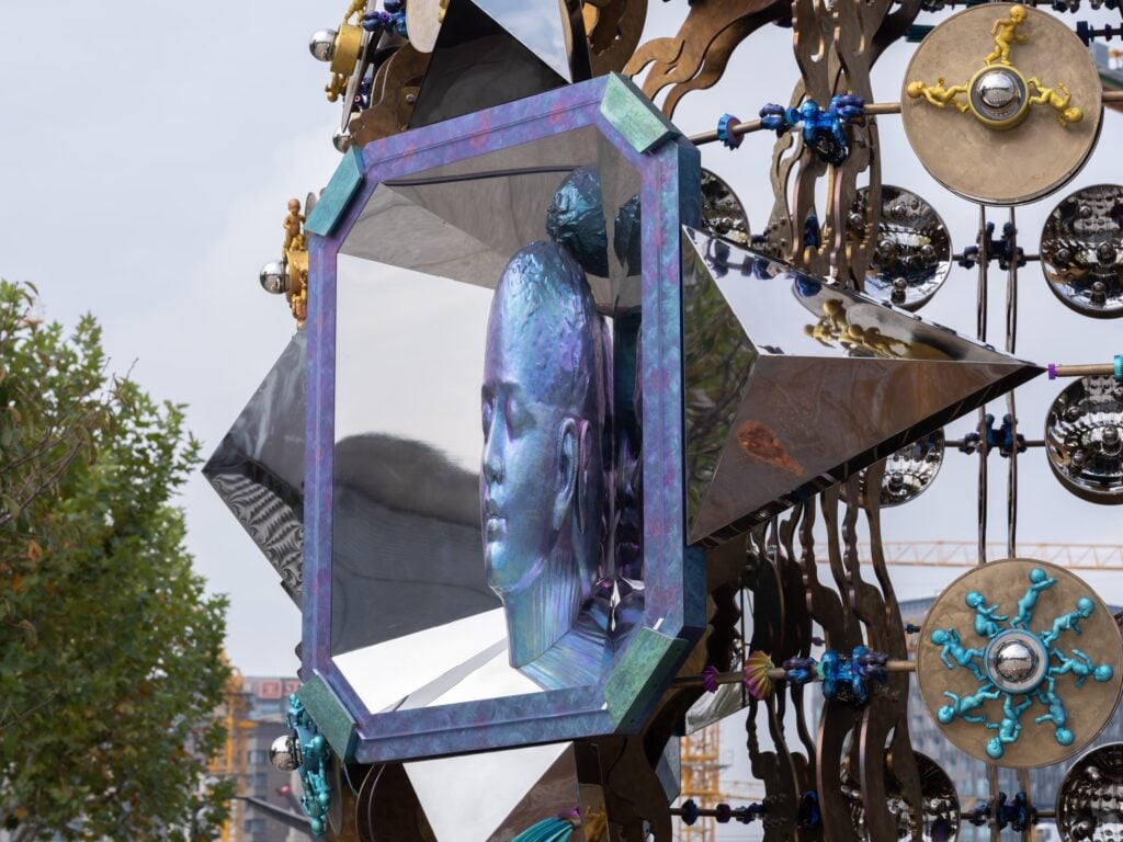 Wallace Chan, Birth, 2025 (dettaglio). Vessels of Other Worlds, Long Museum