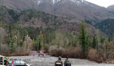 morti dopo un volo di 30 metri