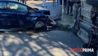 muore uno dei conducenti, l’altro resta ferito