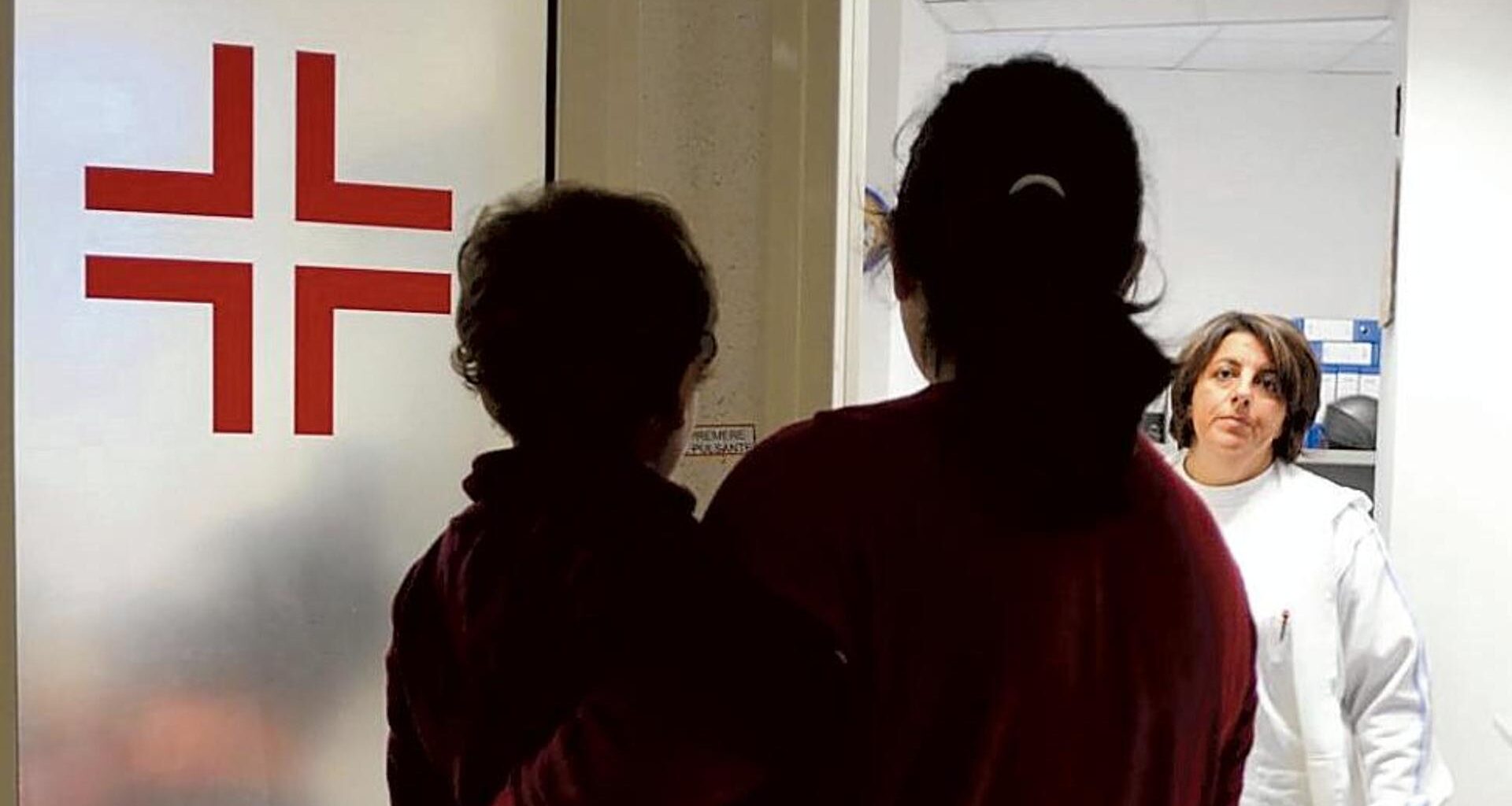 Allarme influenza, boom di casi nei bimbi: polmoniti gravi e pronto soccorso pieni - La Stampa