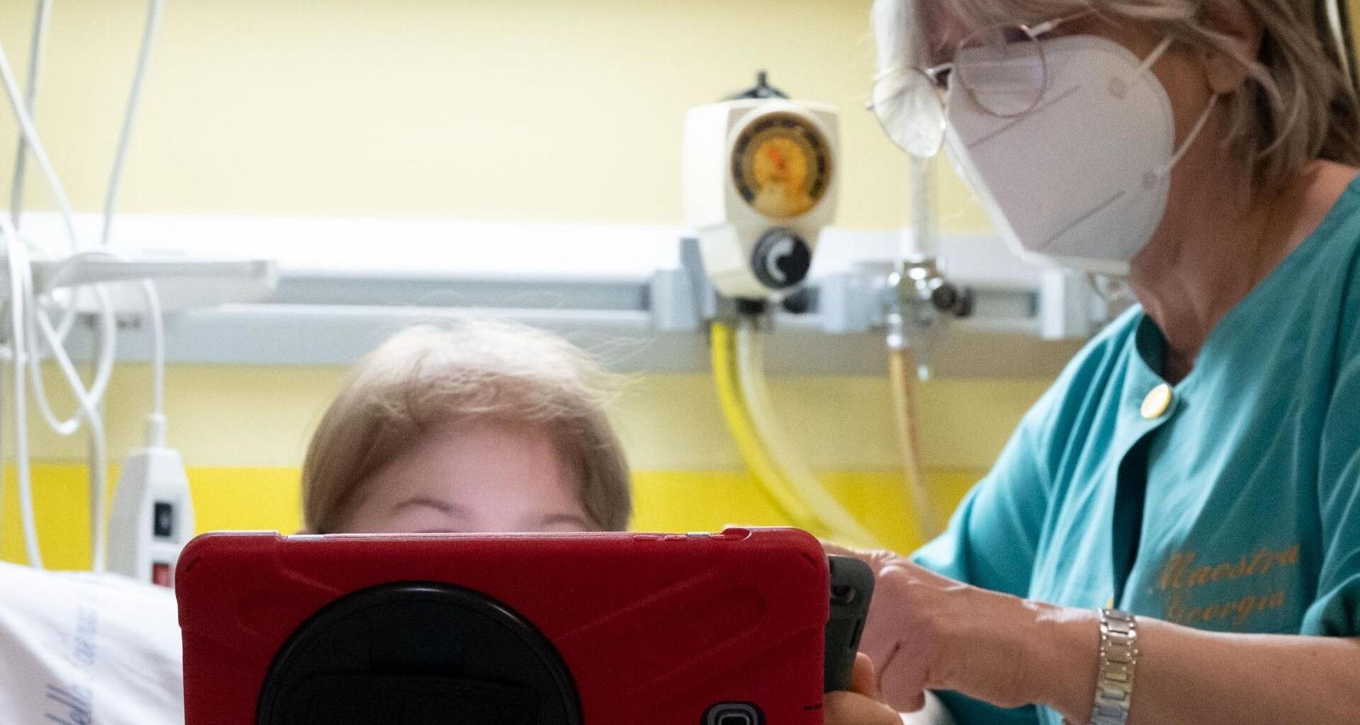 “Febbre e tosse, poi il collasso: per l’influenza mia figlia Sofia ha rischiato la vita in coma”