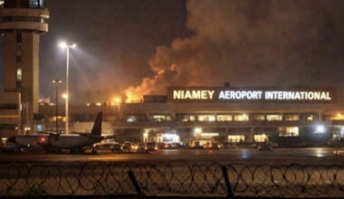 L'aeroporto di Niamey che ospita militari italiani è stato attaccato