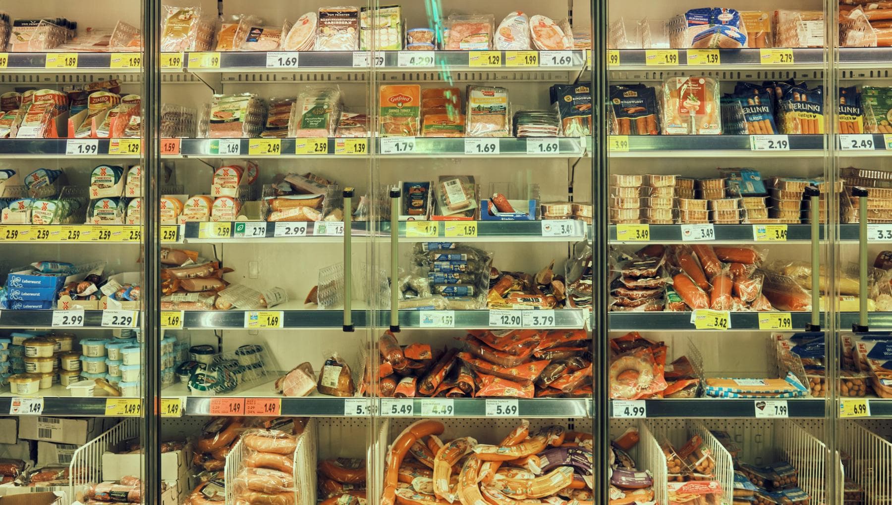 Tumori, 17 conservanti alimentari sotto osservazione: ecco quali sono