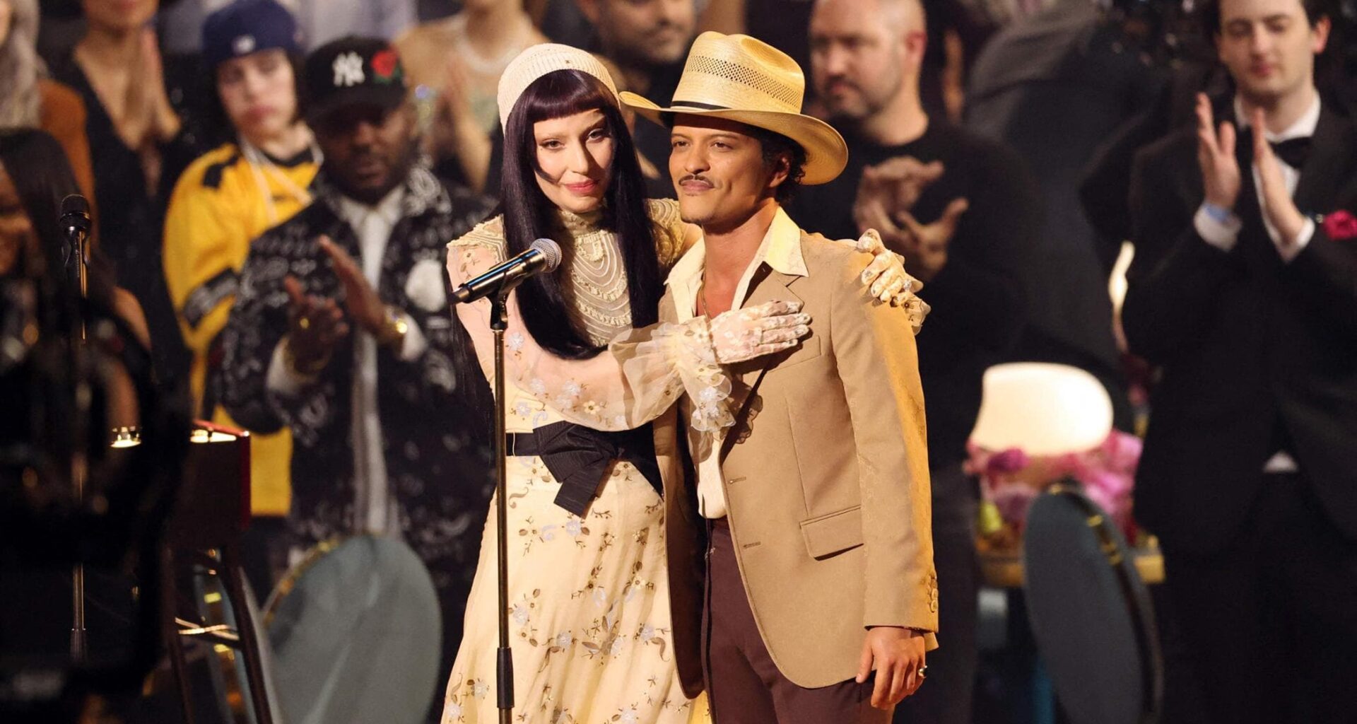 Bruno Mars, l’attesa è finita: dopo dieci anni arriva l’album “The romantic”