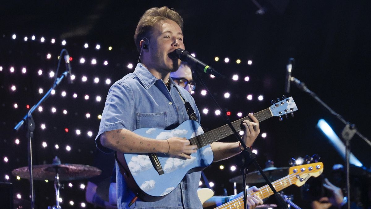 Radio 2025, Alfa al numero uno, Achille Lauro domina il pop