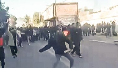 Iran, diffuso video con spari sui manifestanti in ospedale