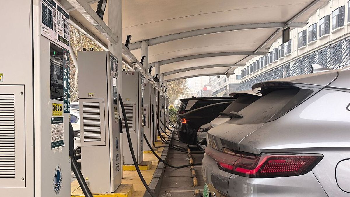 Auto elettriche, svolta Pechino-Bruxelles sulle e-car cinesi - Tgcom24