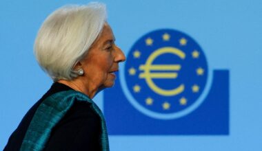 Lo stipendio di Christine Lagarde: la presidente Bce guadagna quattro volte il capo della Fed