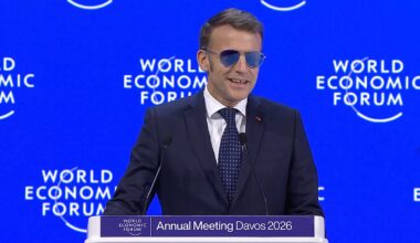 Macron a Davos: "Preferiamo il rispetto ai bulli, il mondo scivola verso la legge del più forte"