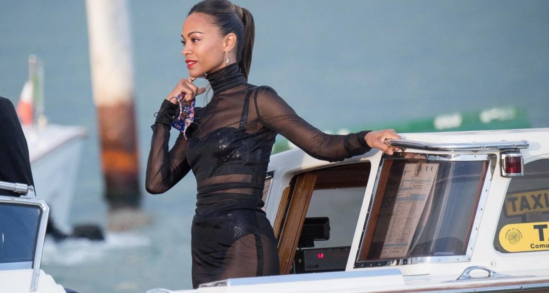 Zoe Saldana è la regina degli incassi: ha superato Scarlett Johansson