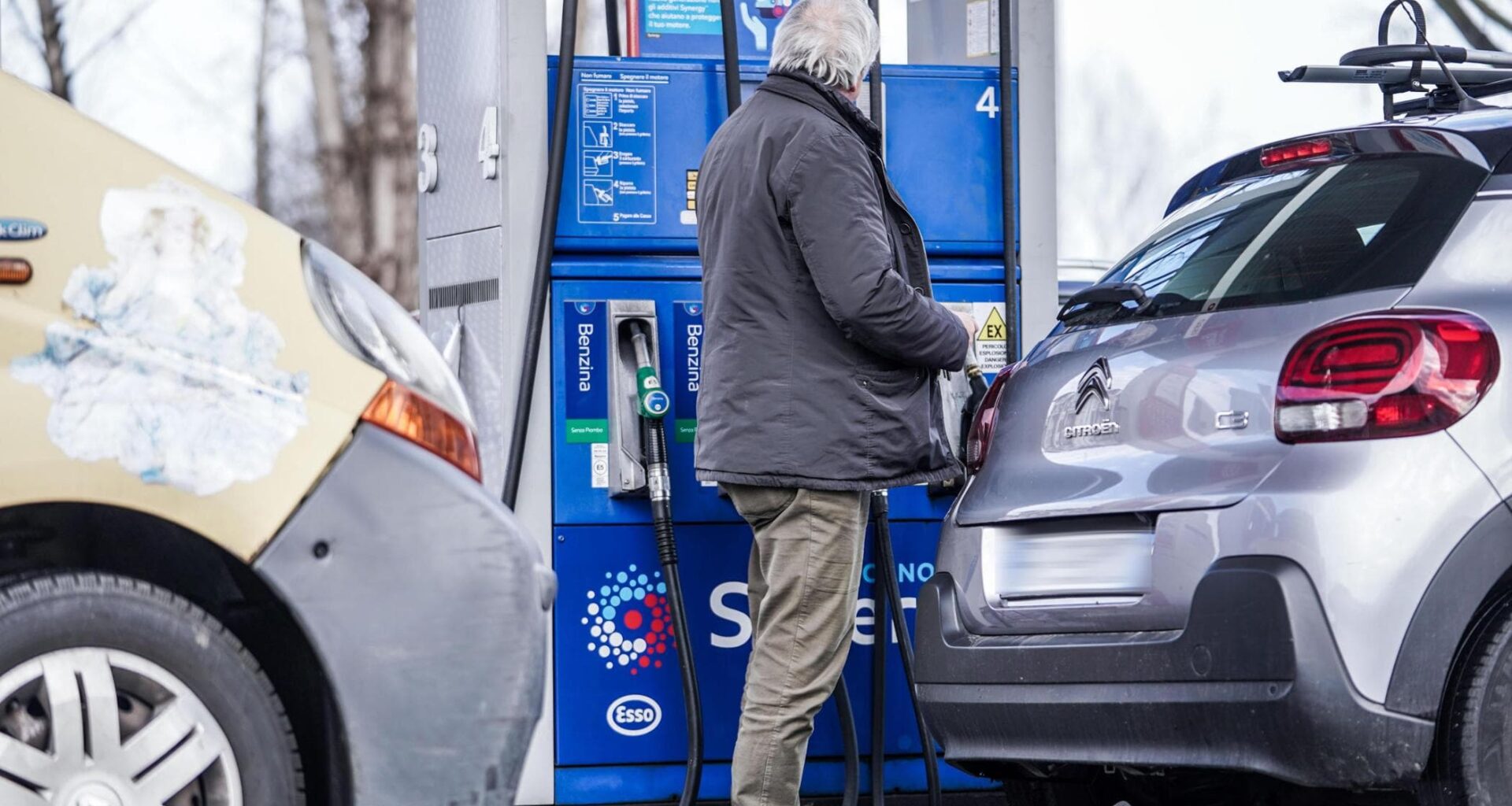 Carburanti ecco l’effetto accise, diesel più caro della benzina - la Repubblica