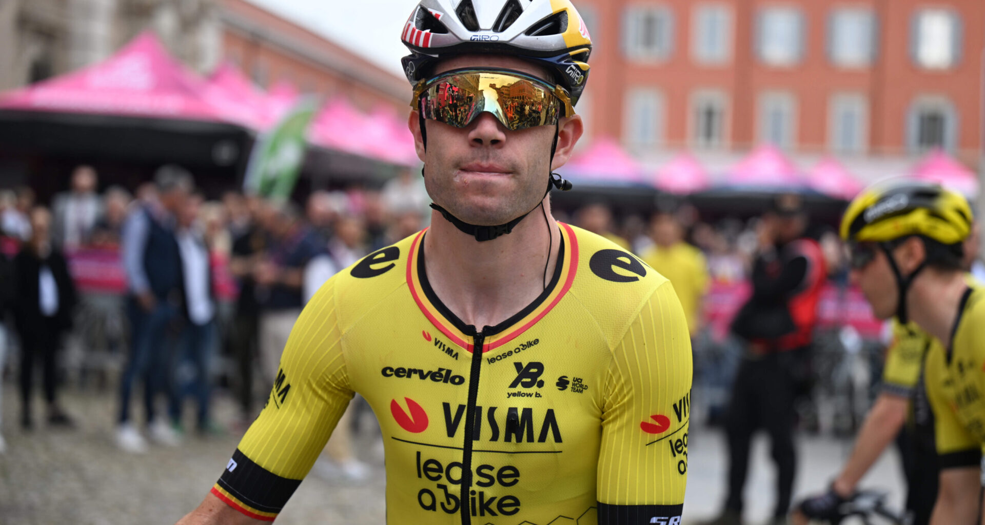 Visma | Lease a Bike, Wout Van Aert aggiorna sul suo recupero: "Non posso ancora sprintare a tutta"