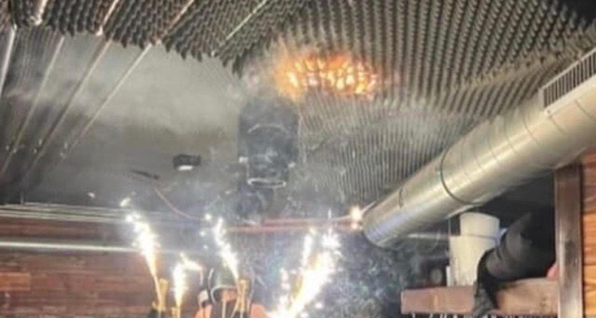 Crans-Montana, la simulazione della strage: “Hanno avuto solo 140 secondi per salvarsi”