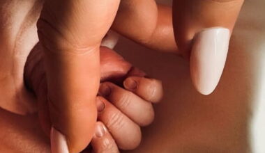 RadioItalia-Anna Tatangelo è di nuovo mamma: è nata la piccola Beatrice