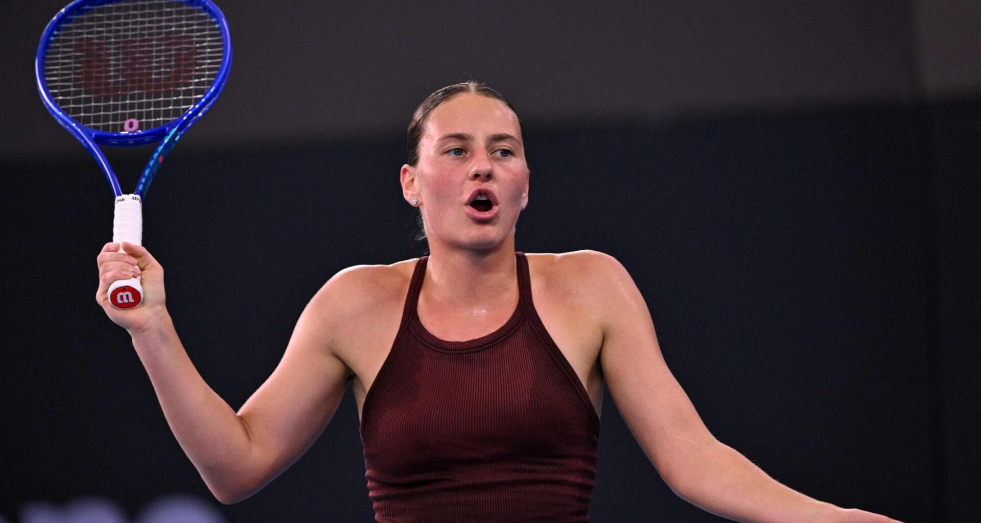 Kostyuk rifiuta la stretta di mano a Sabalenka: “Gioco con un peso sul cuore”