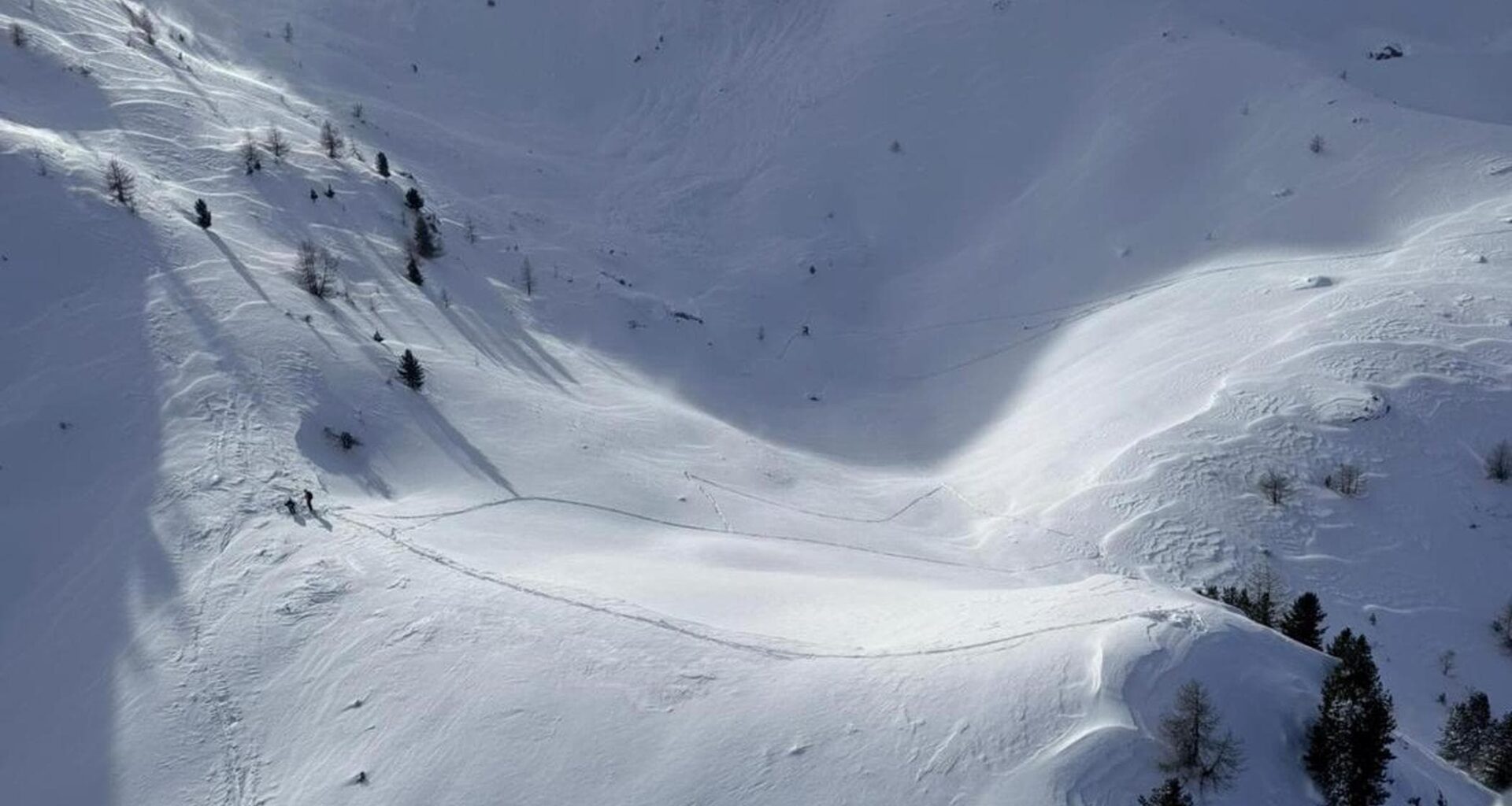 Valanga a Pila, sciatore travolto sotto la Pointe de la Pierre