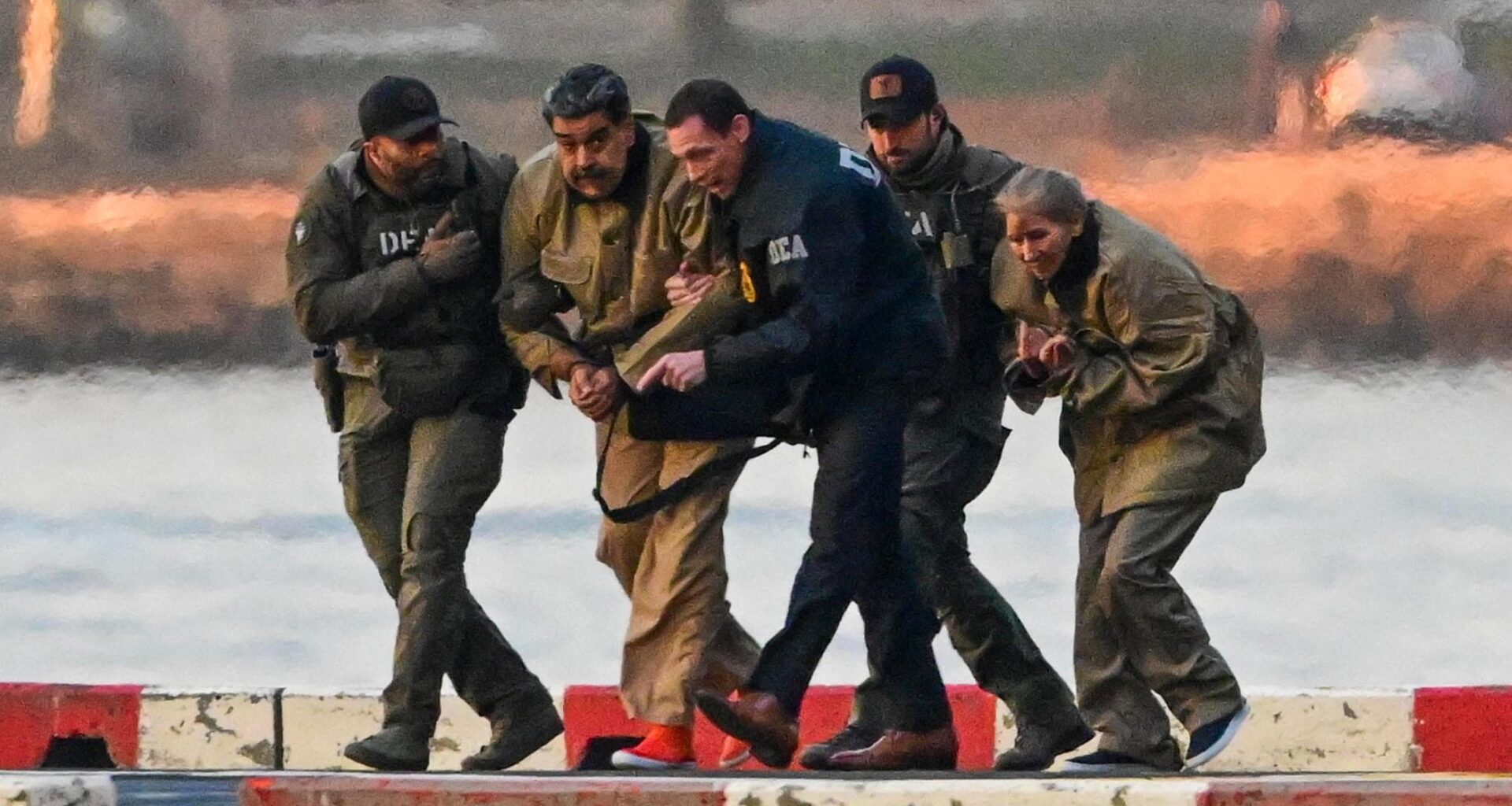 Dall’accusa all’avvocato di Assange: tutto ciò che c’è da sapere sul processo a Maduro a New York - la Repubblica