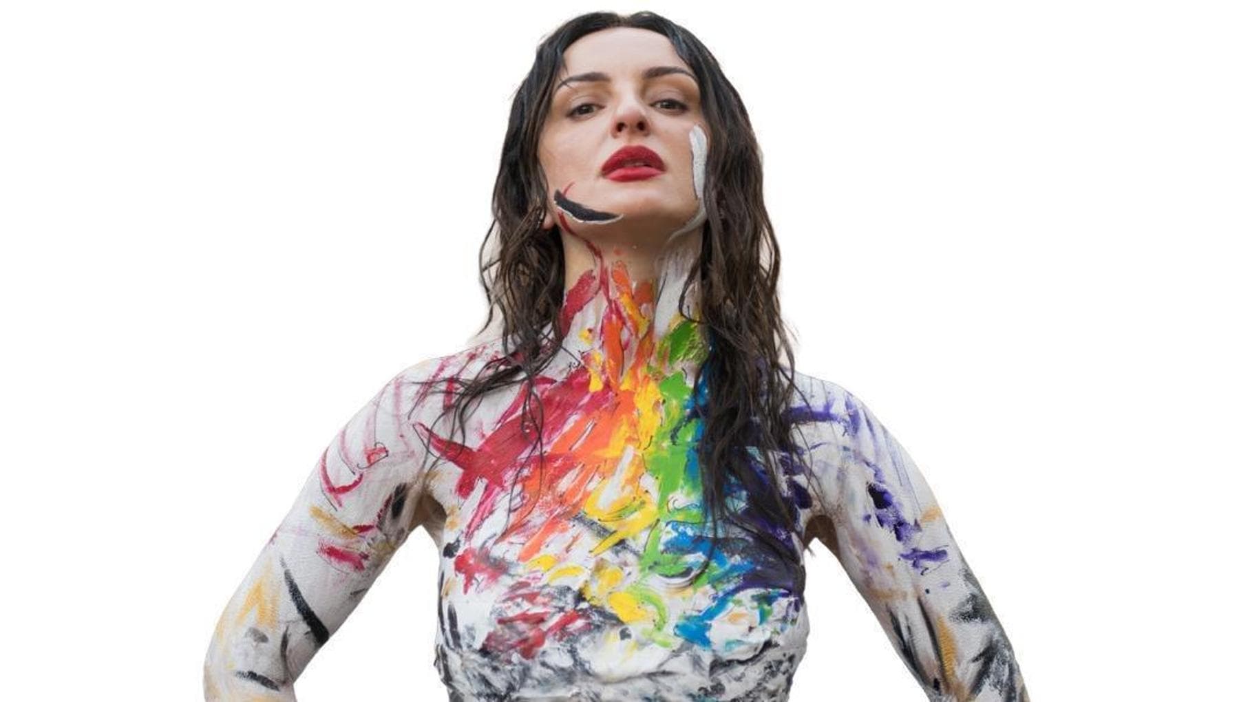 Arisa: “Felice di chi sono, amo la solitudine. Le app di incontri, che male c’è? Ci passo il tempo” - la Repubblica