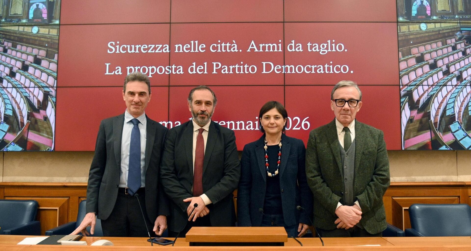 Stop coltelli facili ai minori, la destra ha fallito: la proposta del Pd anti-maranza