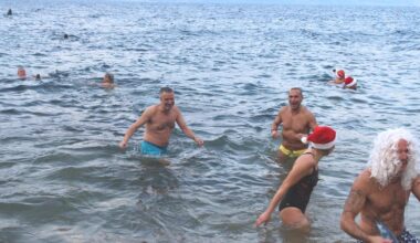 «Solo» 84 temerari al tuffo di Brenzone. E Flavio Tosi segna il suo 21° bagno ghiacciato