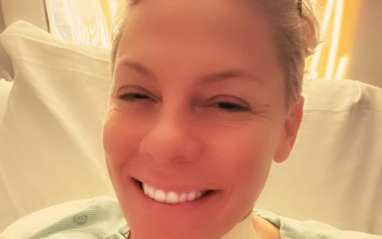 Pink è stata operata al collo: 'Il rock'n roll è uno sport di contatto'