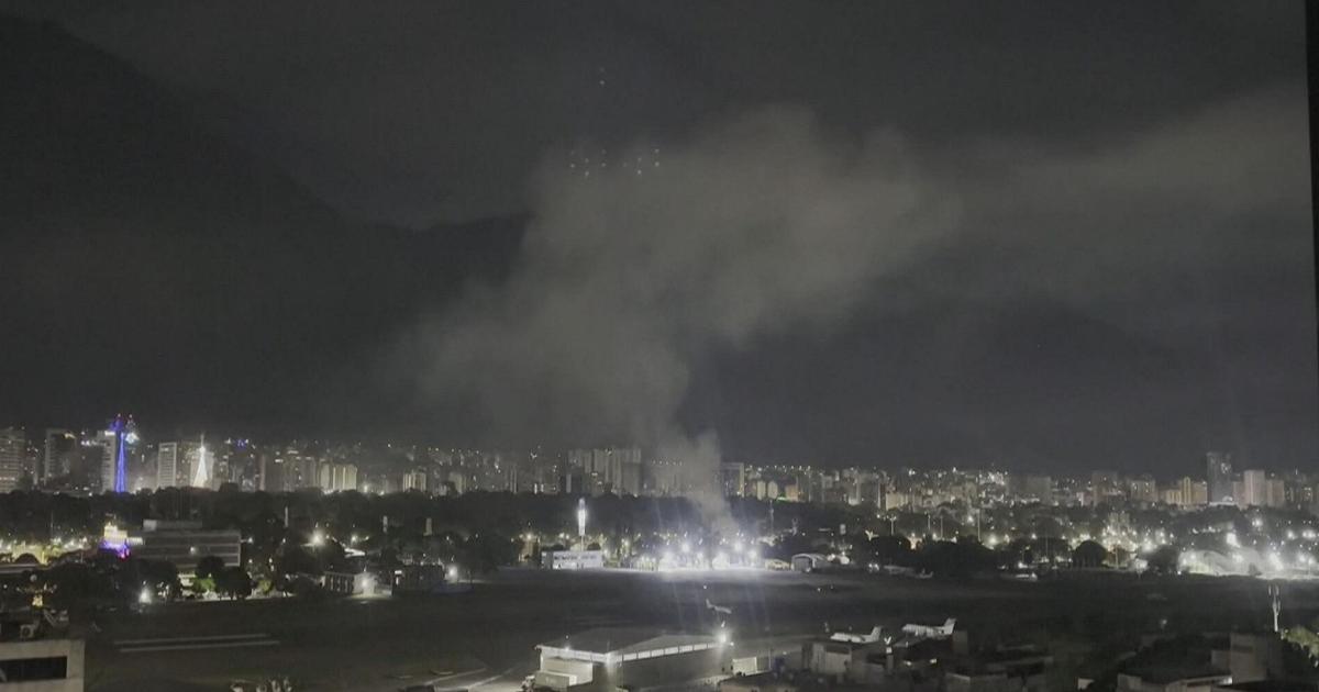 Incendio a Fuerte Tiuna, il più grande complesso militare del Venezuela, dopo una serie di esplosioni a Caracas - 3 gennaio 2026