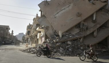 Il Regno Unito e la Francia hanno attaccato lo Stato Islamico in Siria