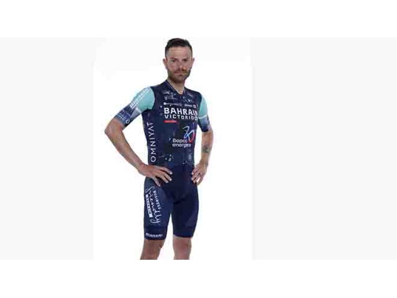 BAHRAIN VICTORIOUS. STORIA, RICCHEZZE NATURALI ED EMOZIONI SI FONDONO NELLA MAGLIA FIRMATA DA ALE' CYCLIG. GALLERY