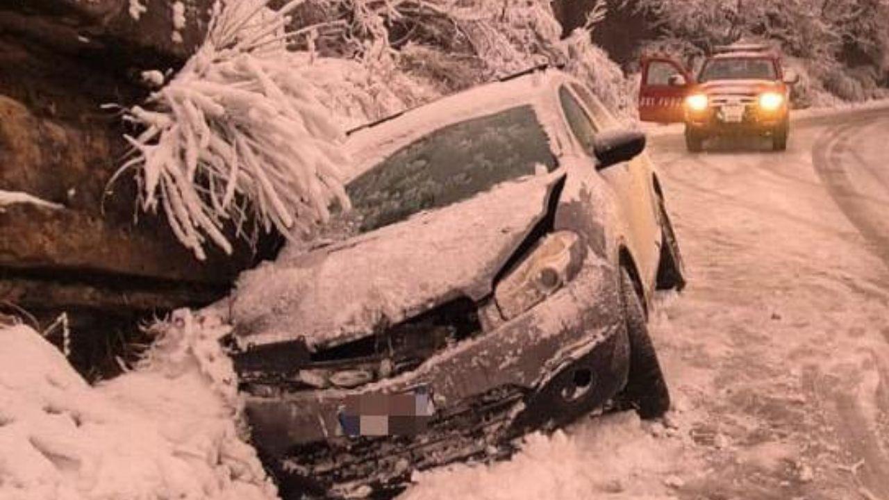 Neve in Toscana, caos ad Arezzo: 50 persone bloccate al ristorante salvate dai vigili del fuoco