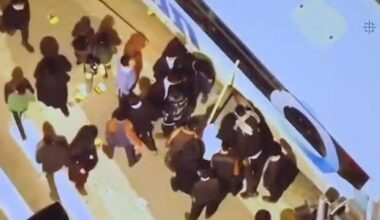 Bus investe manifestanti ultraortodossi a Gerusalemme, un morto