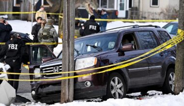 Agente dell'Ice uccide una donna a Minneapolis