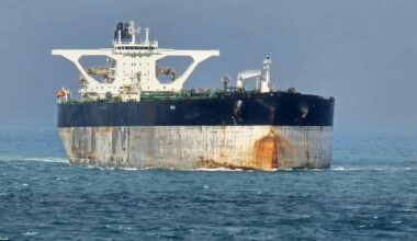 Infuria la guerra delle petroliere: come gli Usa colpiscono la “flotta ombra” della Russia