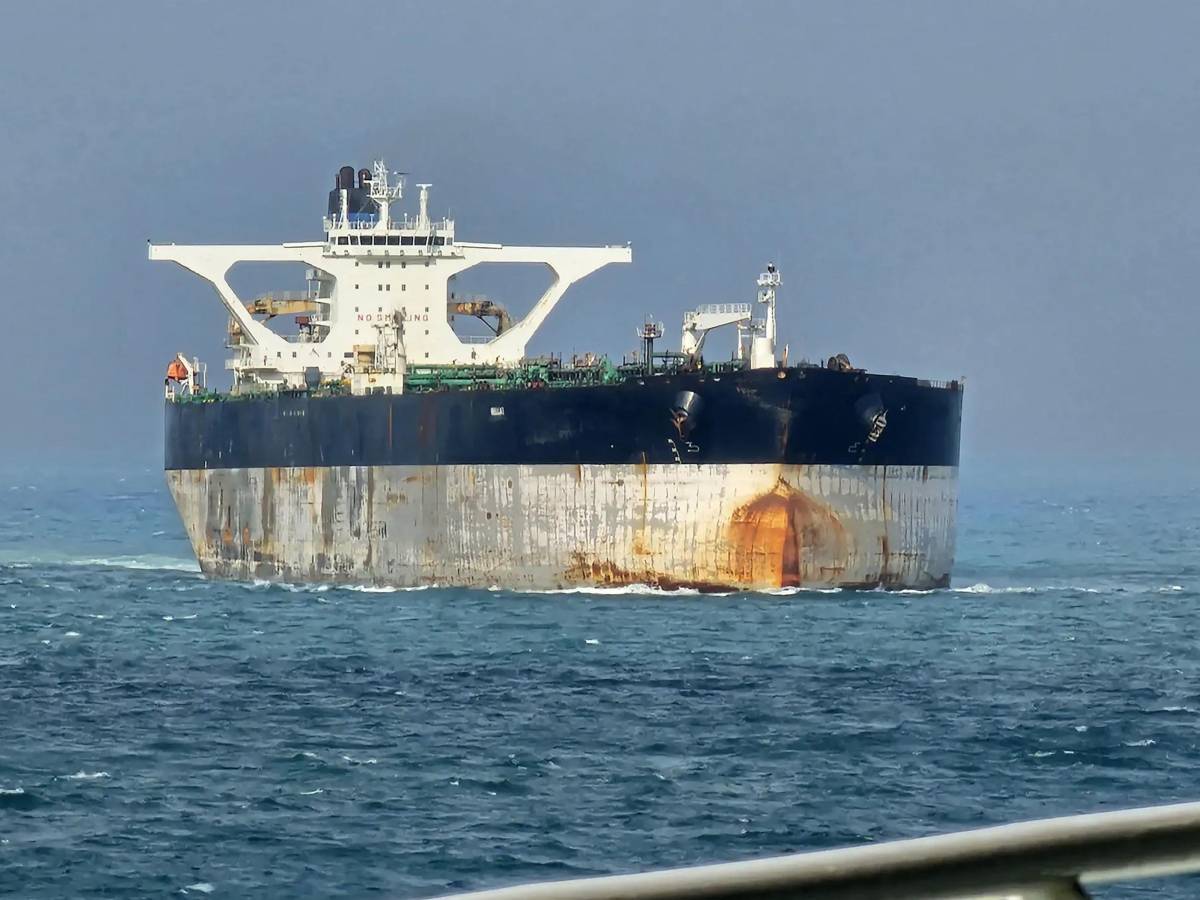 Infuria la guerra delle petroliere: come gli Usa colpiscono la “flotta ombra” della Russia