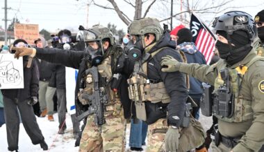 La polizia del Minnesota ha detto di essere stata estromessa dalle indagini sull'uccisione di una donna da parte dell'ICE