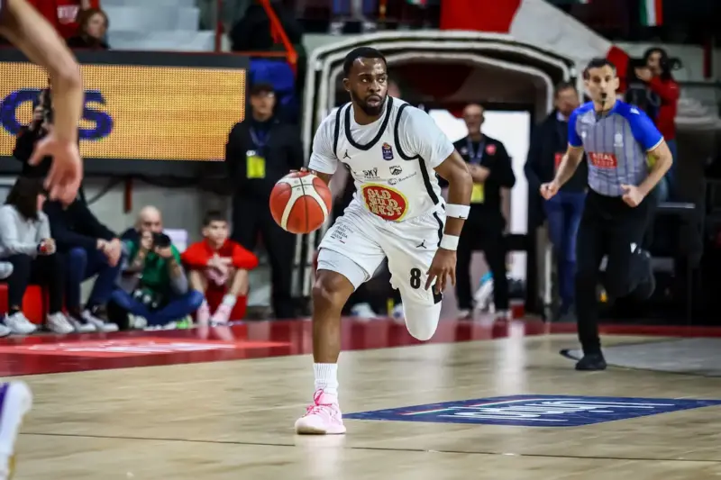 Disposta la revoca del provvedimento di sospensione cautelare nei confronti di Hickey