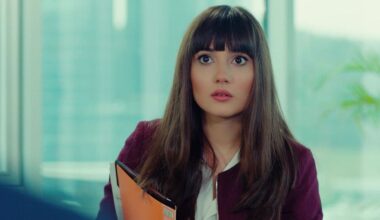 Sevda Erginci (Zeynep) in una scena di Forbidden Fruit 2