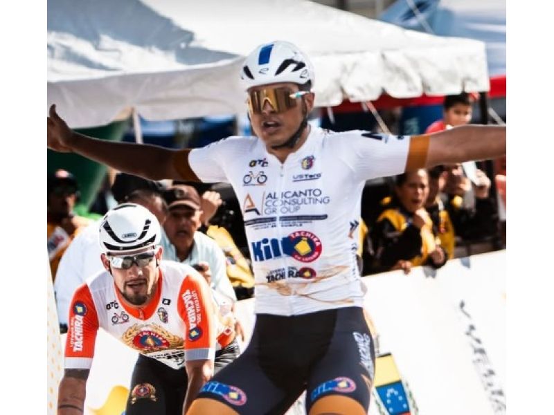 VUELTA AL TÁCHIRA. SUCCESSO DI MÉNDEZ NELLA PRIMA TAPPA, SUL PODIO ANCHE GOMEZ (EX COLPACK)