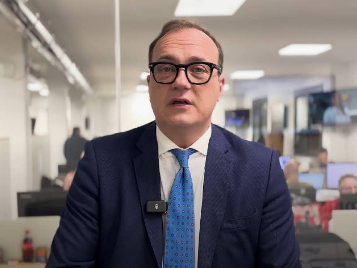 Dossieropoli, M5S all’attacco di Cerno: "Sospenderlo dalla Rai". Il direttore: "Telemaduro e l’editto venezuelano. Ma non ci facciamo zittire da Conte"