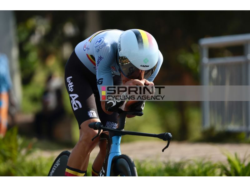 INVESTITO MENTRE SI ALLENA, LO JUNIORES BELGA VAN KERCKHOVE SI FRATTURA 4 VERTEBRE