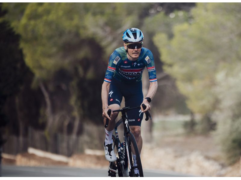 PUNTA PER LE CLASSICHE E GREGARIO NELLE GARE A TAPPE