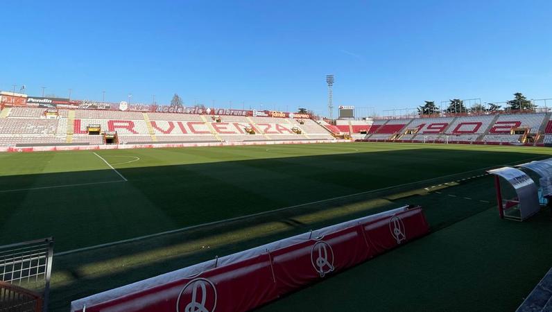 Menti, Possamai apre alla cessione dello stadio al Vicenza