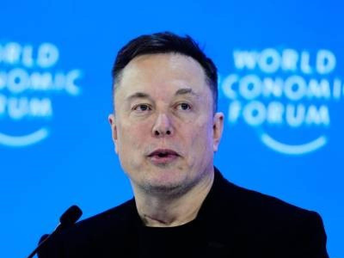 "Vorrei vivere su Marte". Poi la battuta di Musk sul Board of peace di Trump