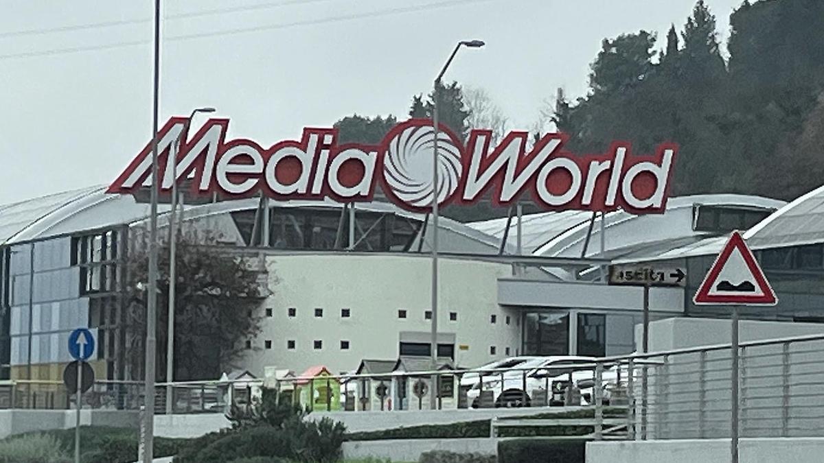 sede grande, costi alti. L’incognita sul futuro dei sedici dipendenti