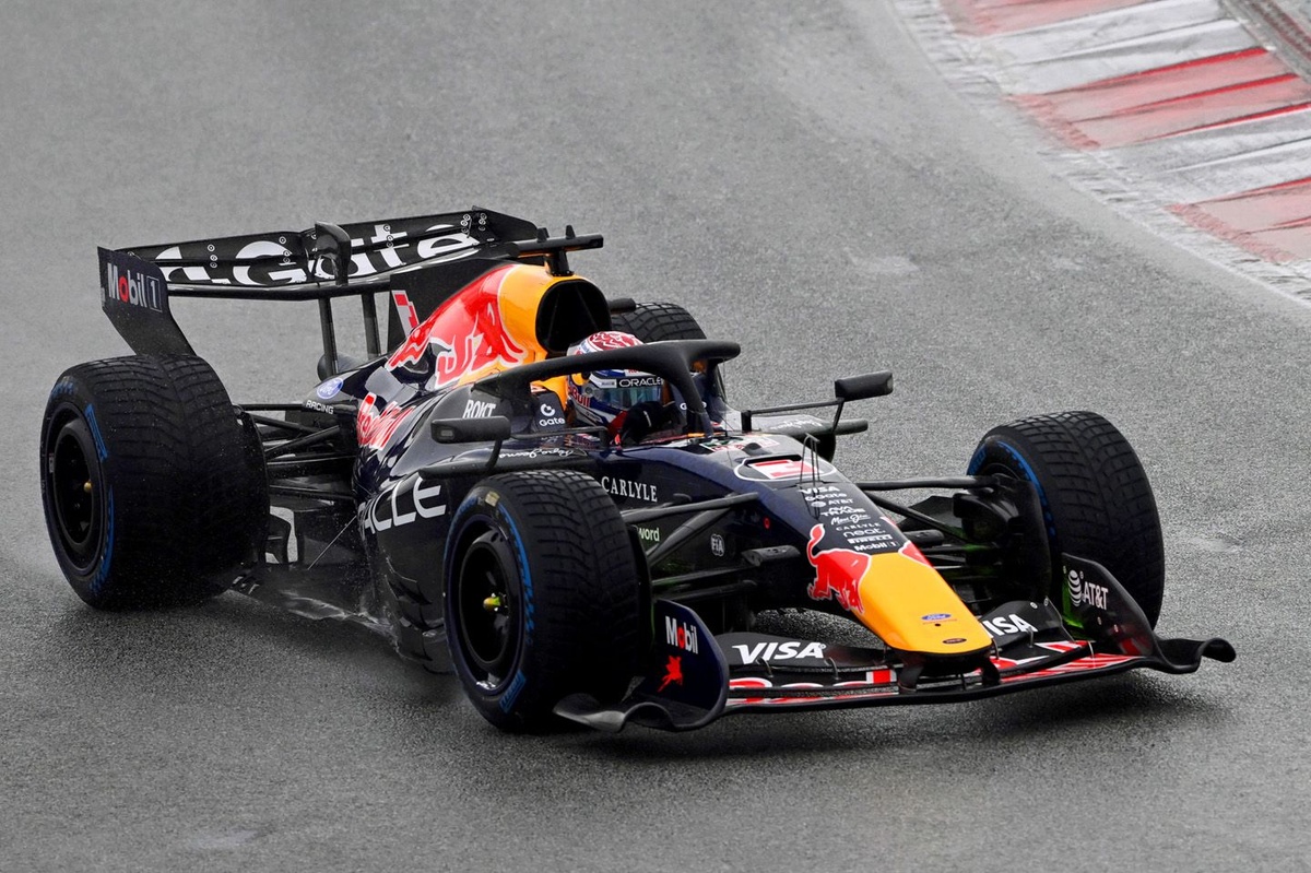 Red Bull in controtendenza: la RB22 sviluppa alcuni concetti innovativi