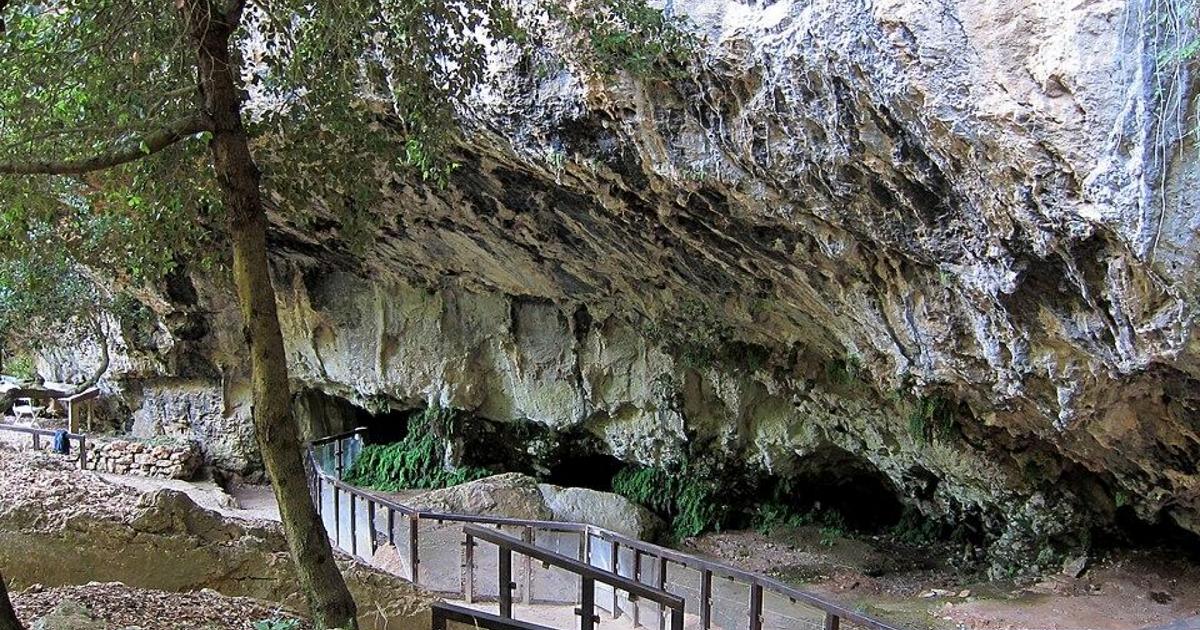 Grotta del Romito, Calabria