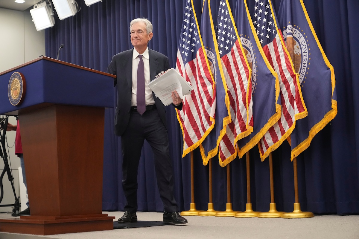 Jerome Powell durante una conferenza stampa del 28 gennaio