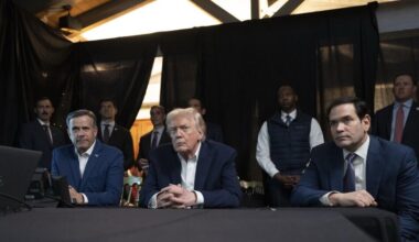 Donald scopre le carte, punta al greggio e alla fine del regime - Notizie